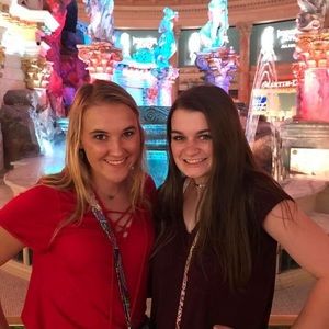 Meet your Posher, Kallie